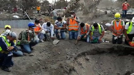 Reanudan búsqueda de desaparecidos por volcán en Guatemala