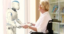 Sağlık Sektörü İçin Robot Hemşire ve Doktor Reformu Önerisi Geldi