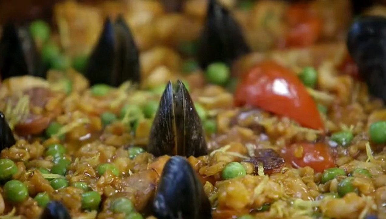 Jamies Money Saving Meals  S02E01