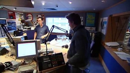 Jamie Oliver - Jamies Kitchen  S01E01