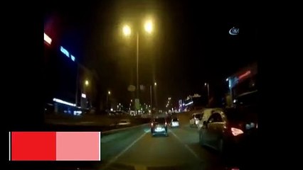 Kaza anı araç kamerasına böyle yansıdı