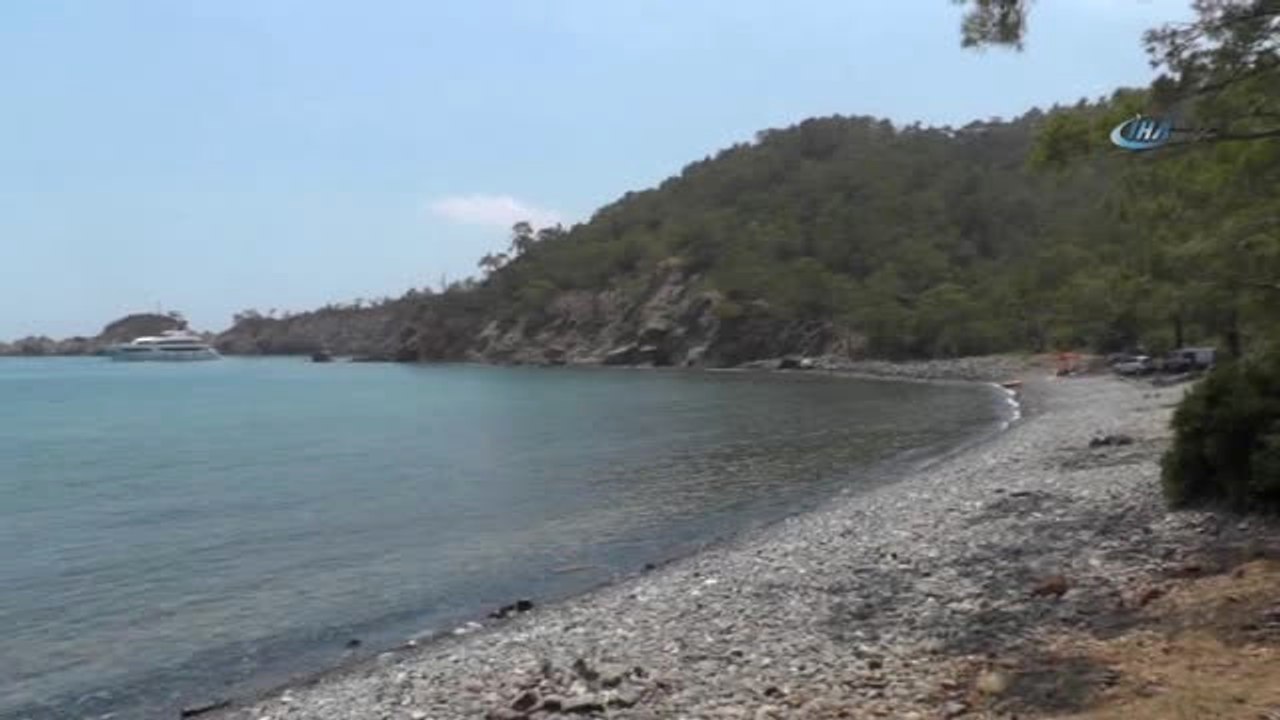 Antalya'da Çevrecilerden Kleopatra Koyu Eylemi - Dailymotion Video