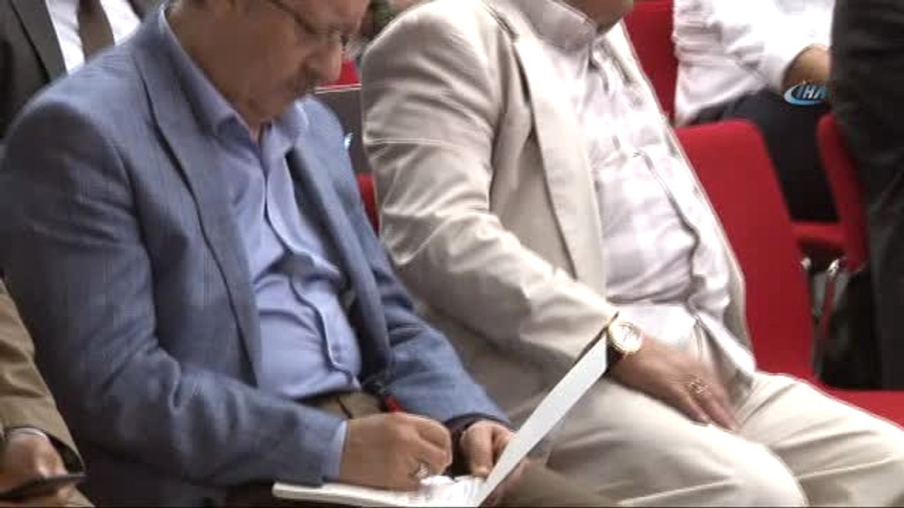 Şentop: "Muharrem İnce'nin Adaylığı CHP'nin İçindeki Başkanlık Yarışıyla İlgili Bir Mesele"