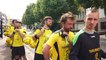 Bruxelles: Amnesty International lance des ballons de football face à l'ambassade de Russie