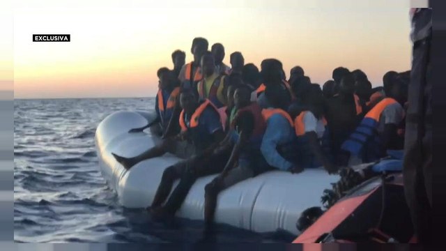 Escalofriantes imágenes del rescate de migrantes por parte del Aquarius