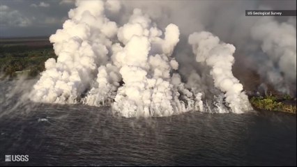 Wild Footage of Kilauea Lava Flowing into Pacific Ocean