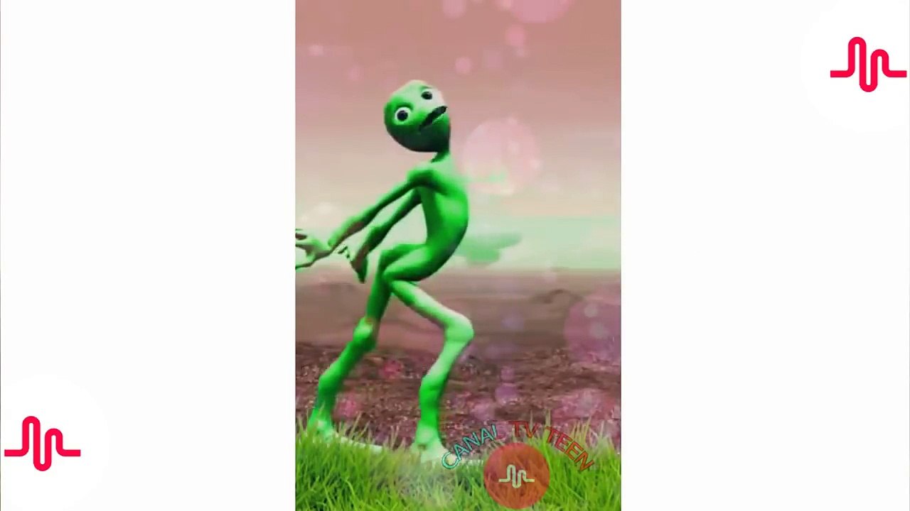 YENİ RENKLİ UZAYLILAR DANS EDİYOR! - Dame Tu Cosita Yeni Dans