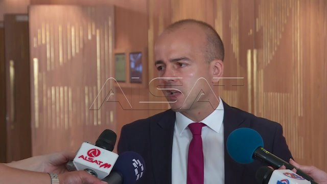Rritja ekonomike e pritshme për shkak të krizës së gjatë në vend