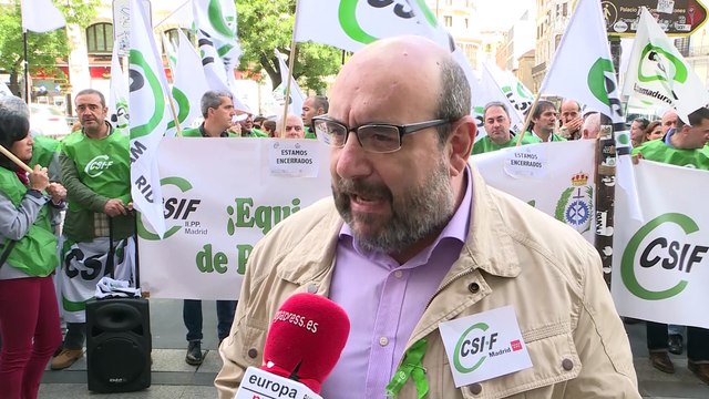 Funcionarios de prisiones exigen reunión con Interior por equiparación salarial