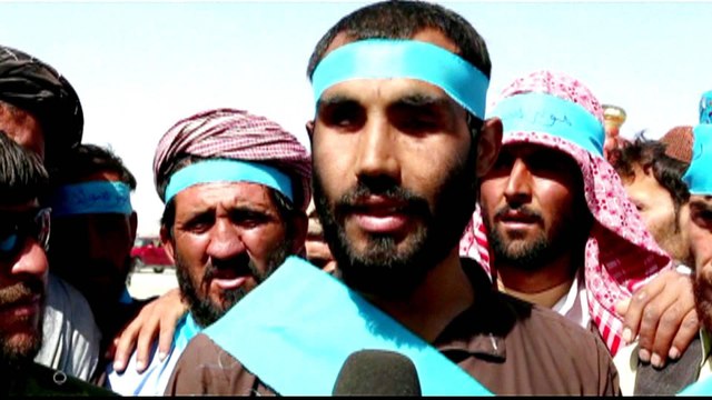 Afghans march hundreds of kilometres for peace
