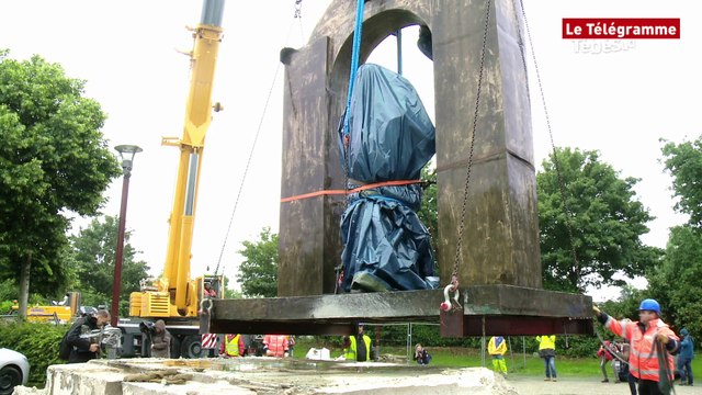 Ploërmel (56). La statue de Jean-Paul II a été déplacée