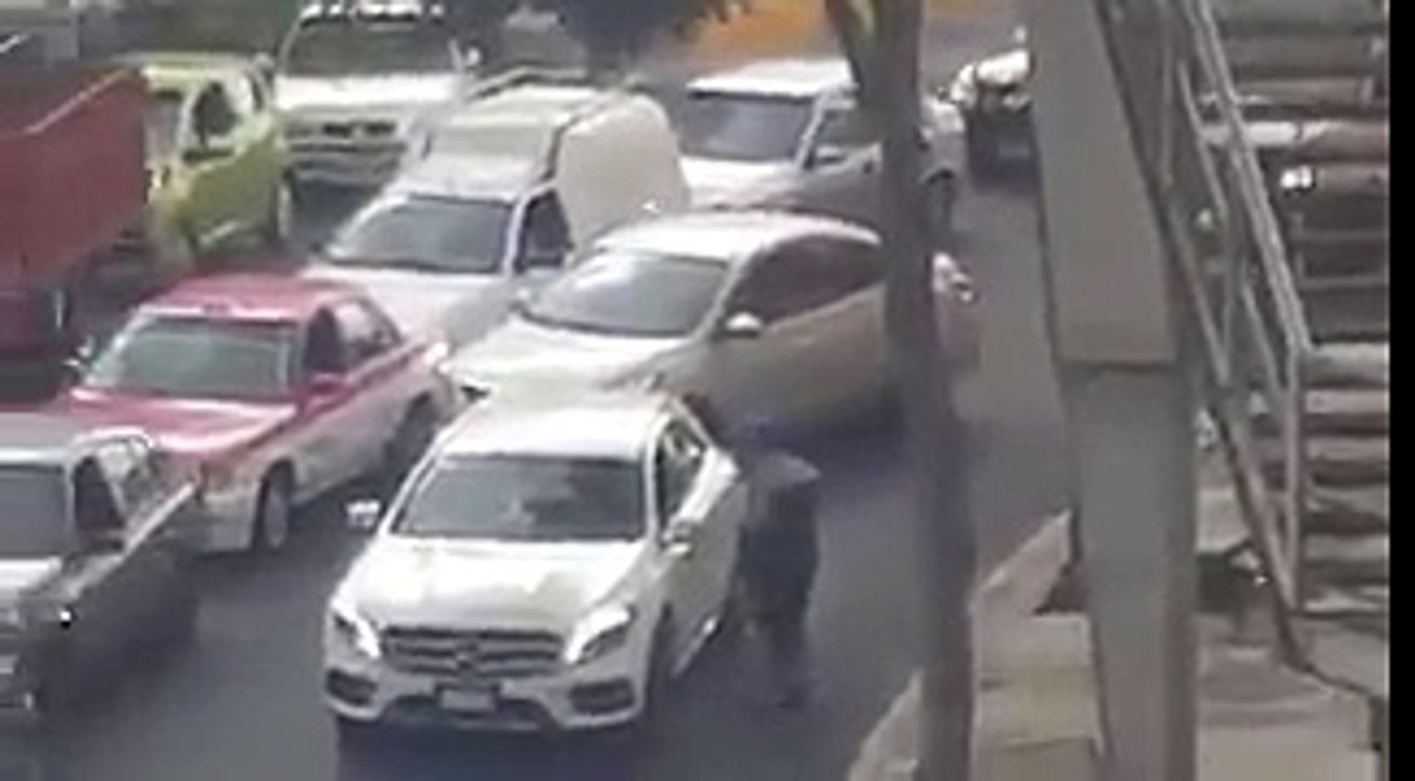 CDMX / ASALTO A AUTOMOVILISTA