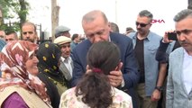 Erdoğan Ömer Halisdemir'in Kabrini Ziyaret Etti -Ek Hd