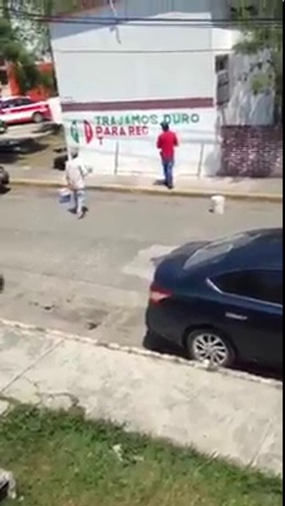 Asi ni como ayudar a los del PRI