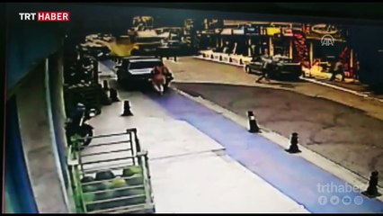 Muğla'da freni boşalan kamyon ortalığı birbirine kattı