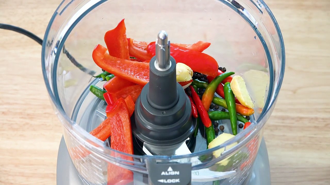 Chicharon Bulaklak with Sukang Pinakurat