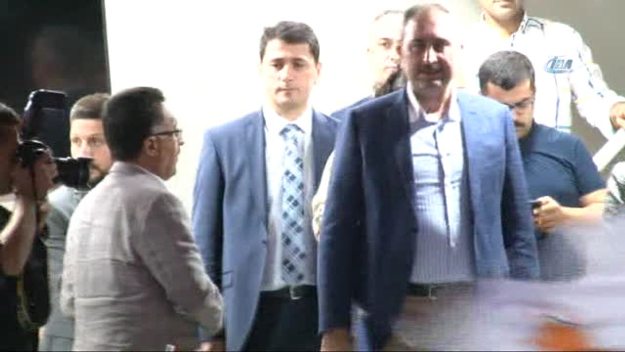 Adalet Bakanı Abdulhamit Gül: "İnce Türban Yasağının Kalkmaması İçin Anayasa Mahkemesine İlk...
