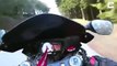 Un motard perd le contrôle de sa moto dans un virage !
