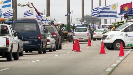 Sector productivo sube el tono y protesta en rutas de Uruguay