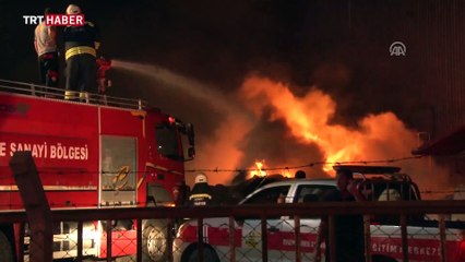 Konya'da lastik deposunda yangın