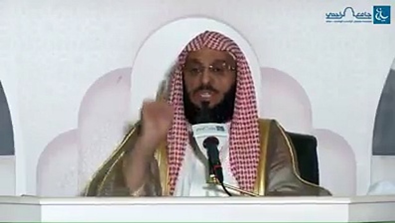 ‫قال سبحانه:‬‫"ادعوني استجب لكم"‬‫ويقول ﷺ :‬‫""الدعاء هو العبادة"‬‫الدعاء الدعاء لن يهلك مع الدعاء أحد،‬‫ادعوا ربكم فإنه قريب سميع مجيب.‬‫⁧‫#عائض_القرني‬⁩