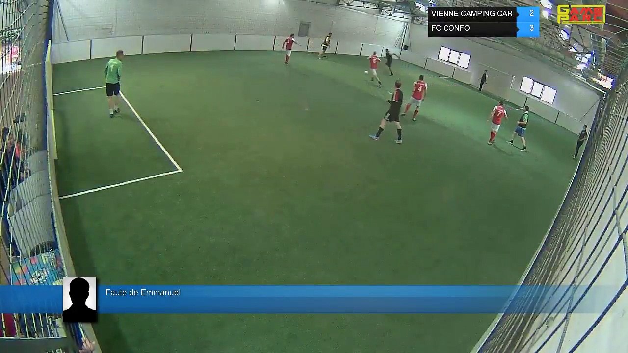Faute de Emmanuel - VIENNE CAMPING CAR Vs FC CONFO - 11/06/18 20:00 - LIGUE 3 - Poitiers Game Parc