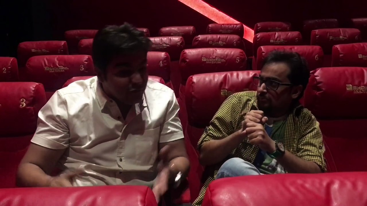 The friend that always taunts us during anti-smoking ads Ashish Chanchlani Vines