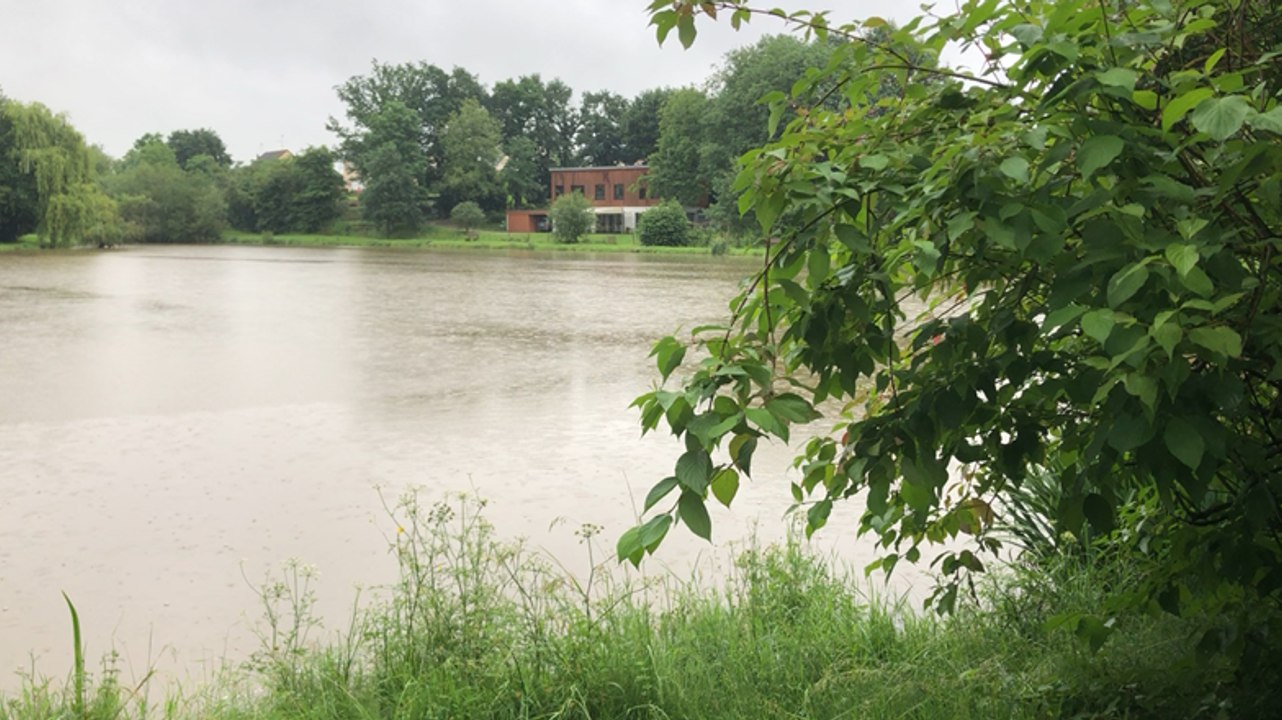 Cossé-le-Vivien et Craon subissent la pluie