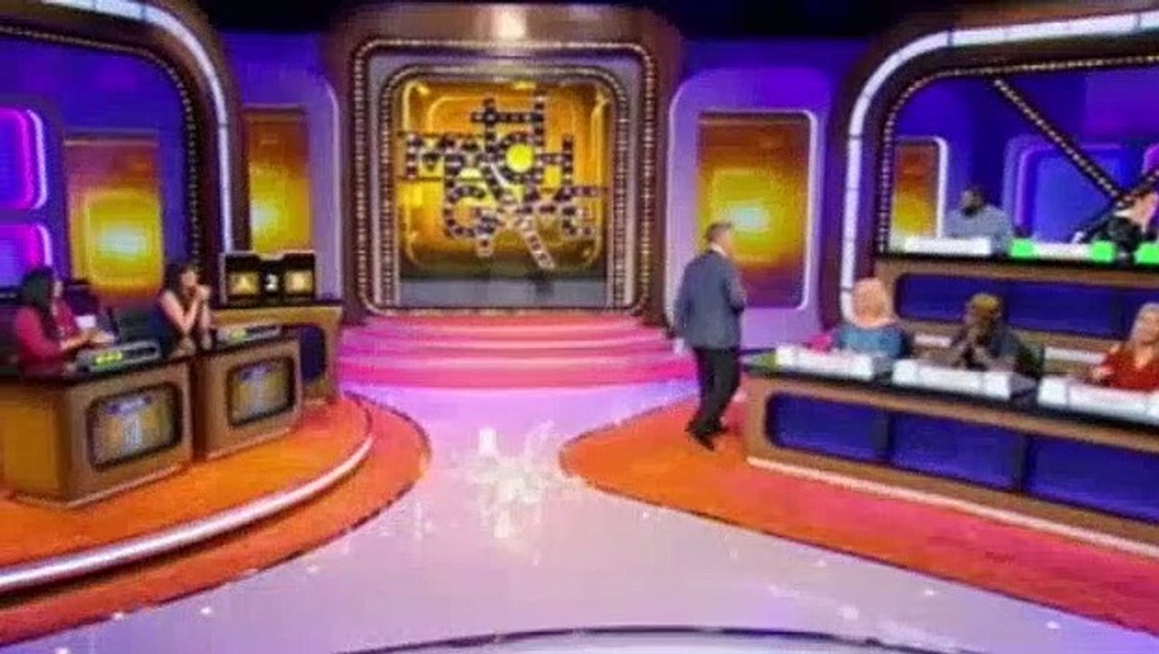 Match Game S03E06 Sam Richardson, Cheryl Hines, Colton Haynes, Caroline ...