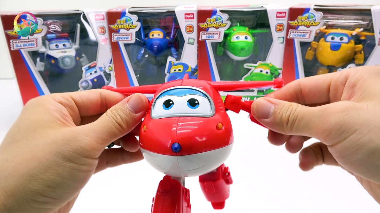 [SUPER WINGS]  landing on the ground. Super wings new episode new season start!.  airplane toys,