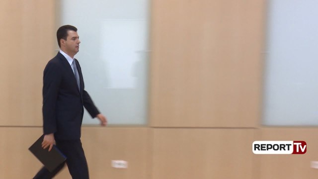 Integrimi në BE, Basha: Të ikë Xhafaj, Tahiri në burg, Rama t'iu bindet qytetarëve