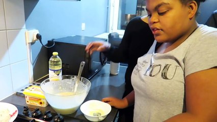 ON FAIT DES CRÊPES  pour la CHANDELEUR   bataille de farine en famille