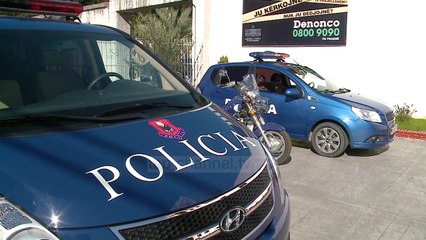 Hetim policëve në Tiranë - Top Channel Albania - News - Lajme