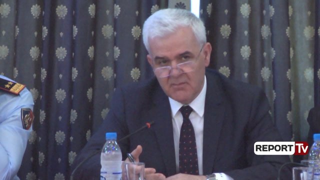 Sezoni turistik, Xhafaj: Zero tolerancë për shkelësit. Veliu: Motorët e ujit në zona të veçuara