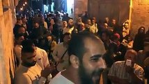 #شاهد .. الأهالي ينشدون بعفوية أثناء احياءهم ليلة القدر في القدس المحتلة هذه الليلة .