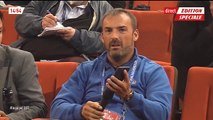 Un Journaliste espagnol pose une question en français à Griezmann en utilisant Google Traduction