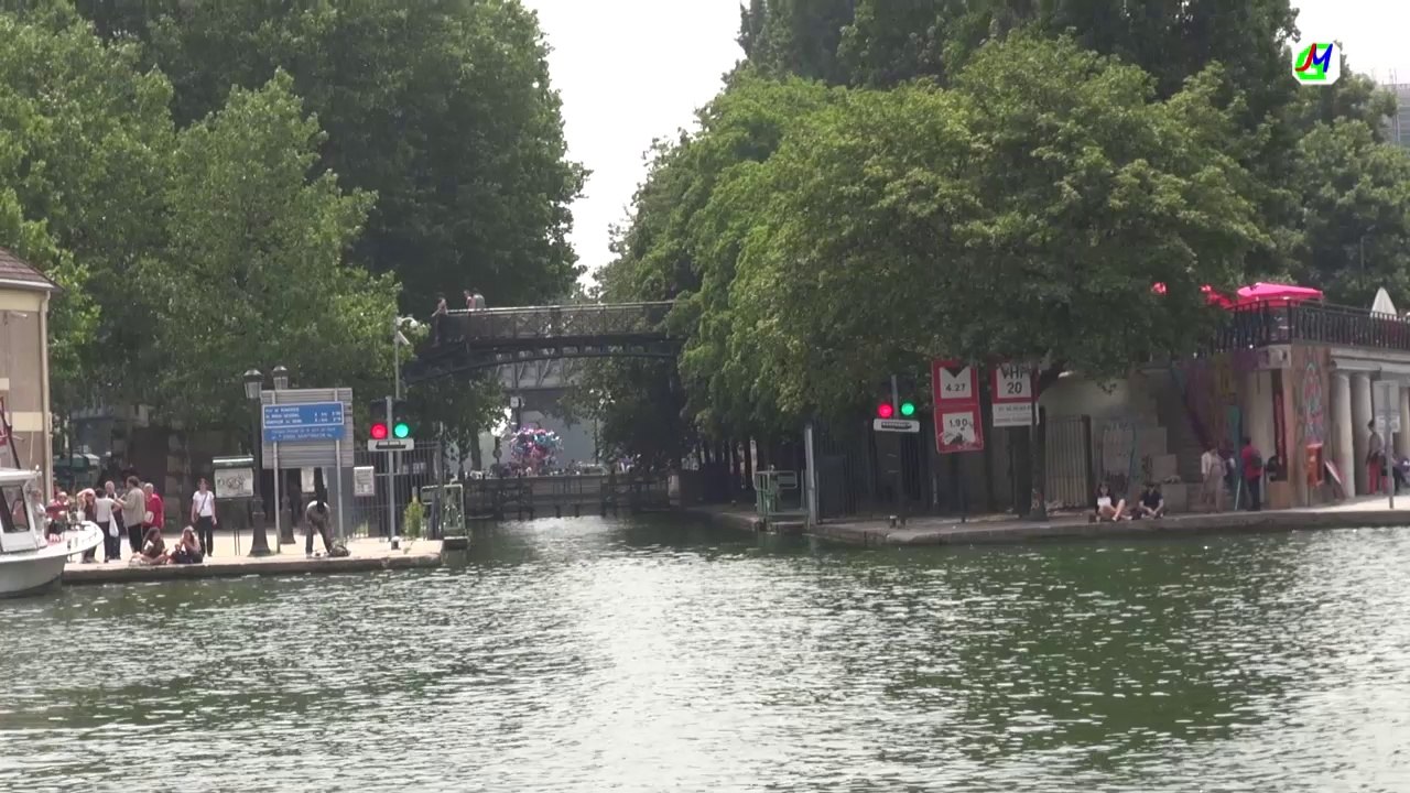 Croisière sur le Canal St Martin à Paris