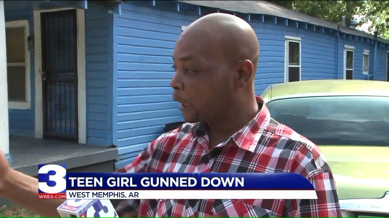 15-Year-Old Arkansas Girl Fatally Shot While Walking Home