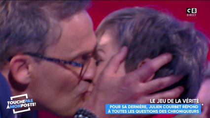 Julien Courbet embrasse Isabelle Morini-Bosc sur la bouche !