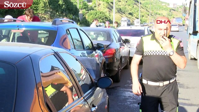 TEM’de 5 araç birbirine girdi trafik durdu