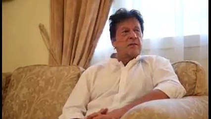 Imran Khan Tells The Reason of Not Wearing Shoes in Madina Munawara