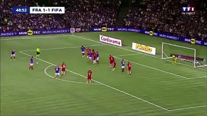 Zizou a remis ce soir le même coup franc à David James qu'il lui avait mis en 2004
