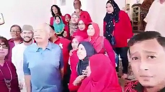 Ds Najib Ucap Selamat Hari Raya