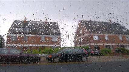 Rain sounds in car - sound of water drops on car roof, sounds within an automobile - 30 minutes