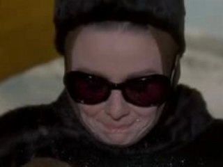 charade(générique)-Audrey Hepburn