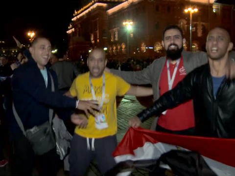 Penggemar Berkumpul Di Lapangan Merah Moskow Untuk Piala Dunia Rusia 2018