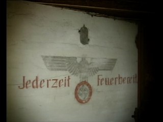 2001 Dans les entrailles de la base * Trigone Production