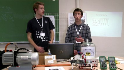 A- Est-il possible de fabriquer une machine à Rayons X transportable afin que toutes les populations aient accès à la radiographie ?