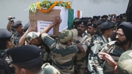 La India acusa a Pakistán de matar a 4 militares tras violar el alto el fuego