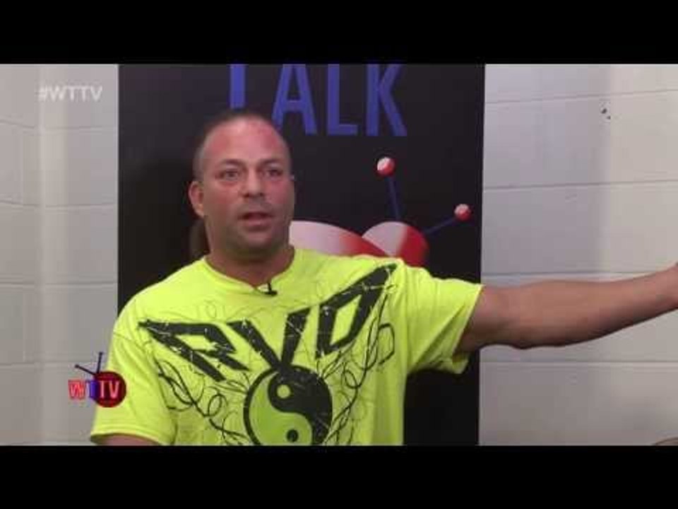 Wrestlers tell weirdest fans experiences!